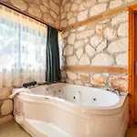 וילה Honeymoon With Sea View