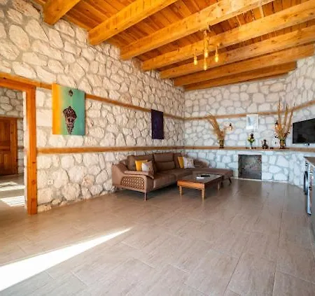 Honeymoon With Sea View *