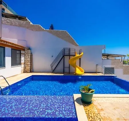 Villa Honeymoon With Sea View Kas